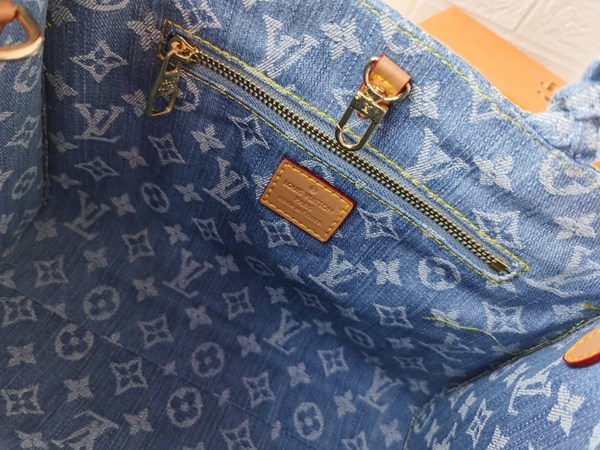 ルイヴィトンバッグ角部分ディテール